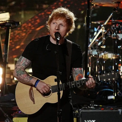 Braucam Kopā uz Ed Sheeran
